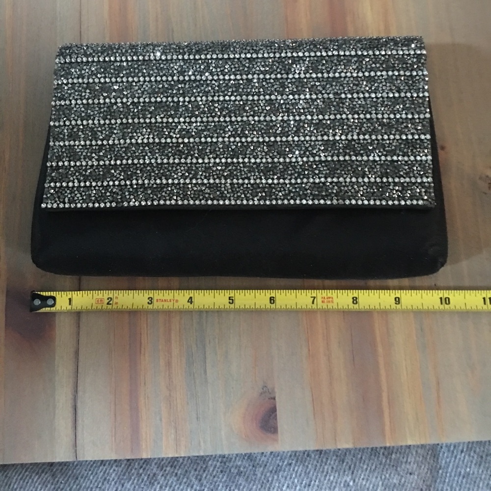 Sparkly black clutch!! - Picture 3 of 5