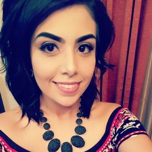 Meet your Posher, Lauriana