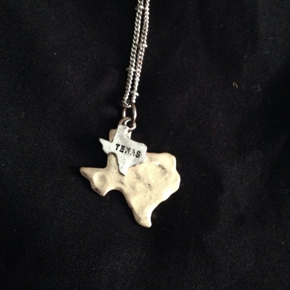 Texas necklace