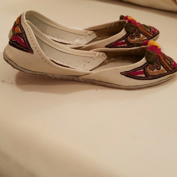 Shoes!!!PRICE DROP!!!!!! - Picture 3 of 3