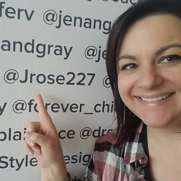 Meet your Posher, Juli - Picture 3 of 4