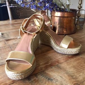 Lilly Pulitzer for Target wedges