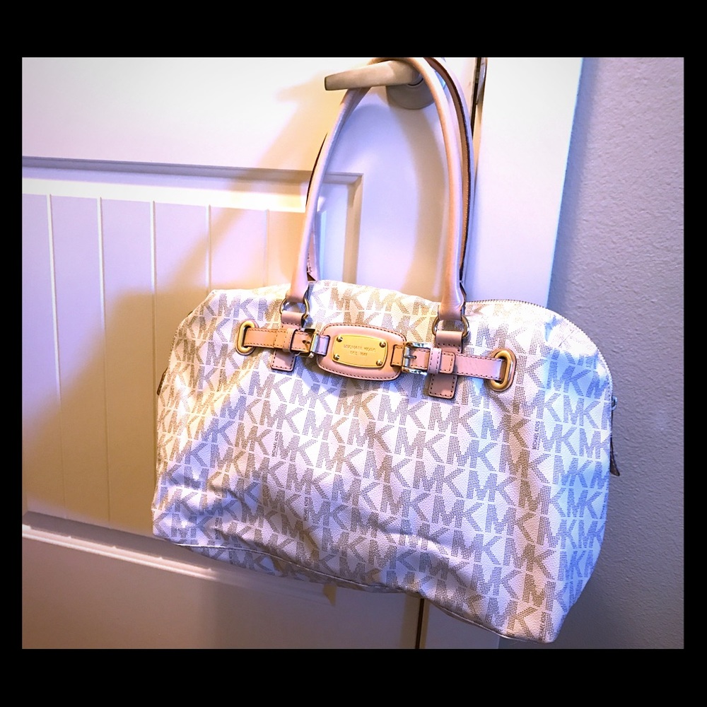 Michael kors weekender bag