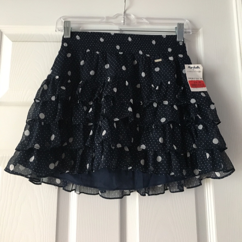 Hollister ruffled skirt