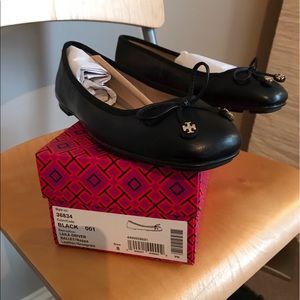 Tori Butch ballet flats