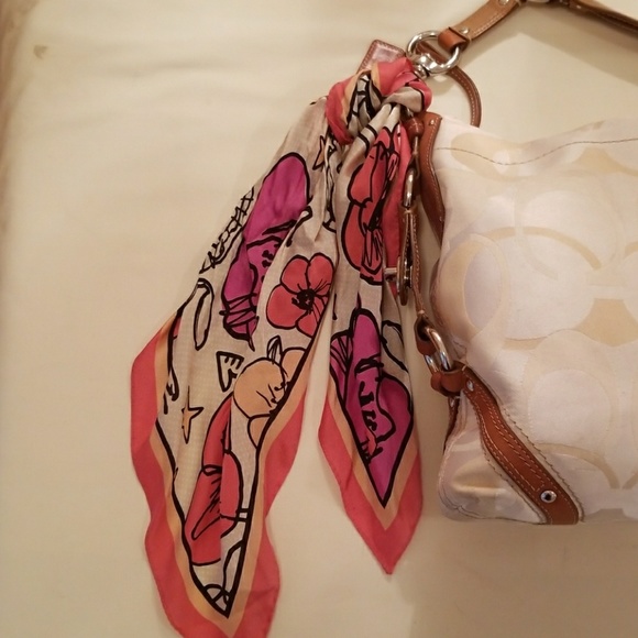 Handbag!!!PRICE DROP!!! - Picture 2 of 5