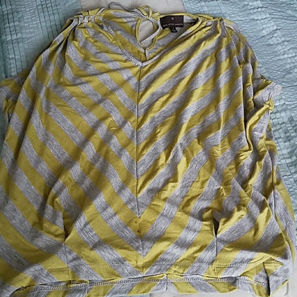Fenn wright manson w/ tie in back. Has a sm stain