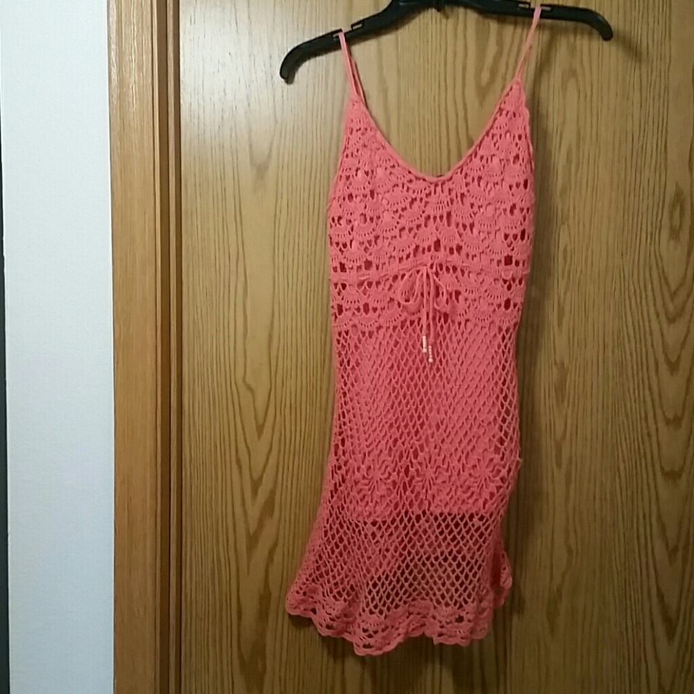 Salmon/pink crotchet top