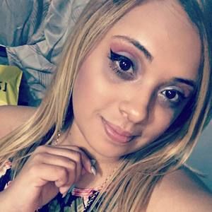 Meet your Posher, Esther