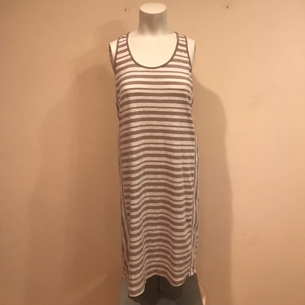 ♦️Final Sale♦️Loft Racerback Dress