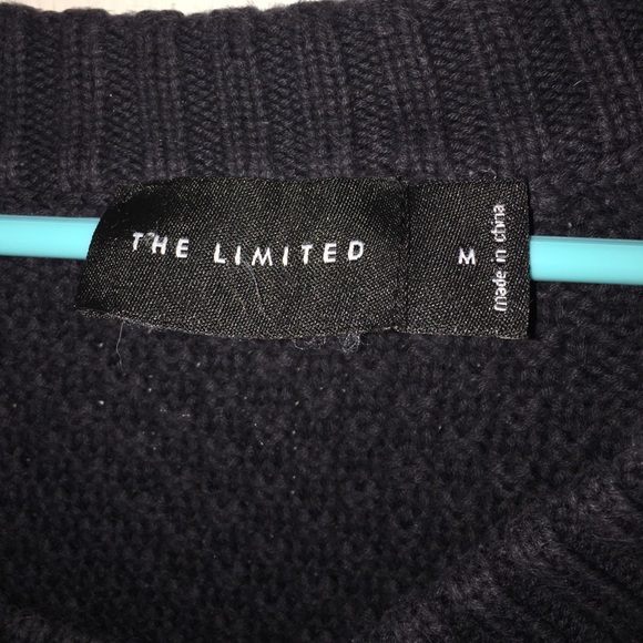 The Limited - Navy Sweater - Great for layering - Picture 4 of 5