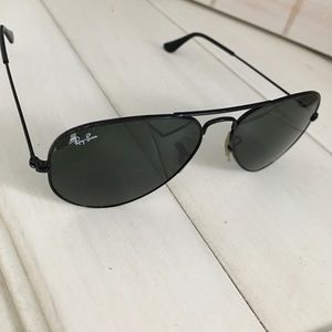Black Aviator Classic- polarized Black
