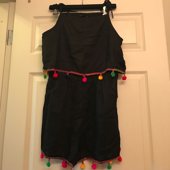 Romper w. Pom Pom detailing- NEVER WORN BRAND NEW! - Picture 1 of 3
