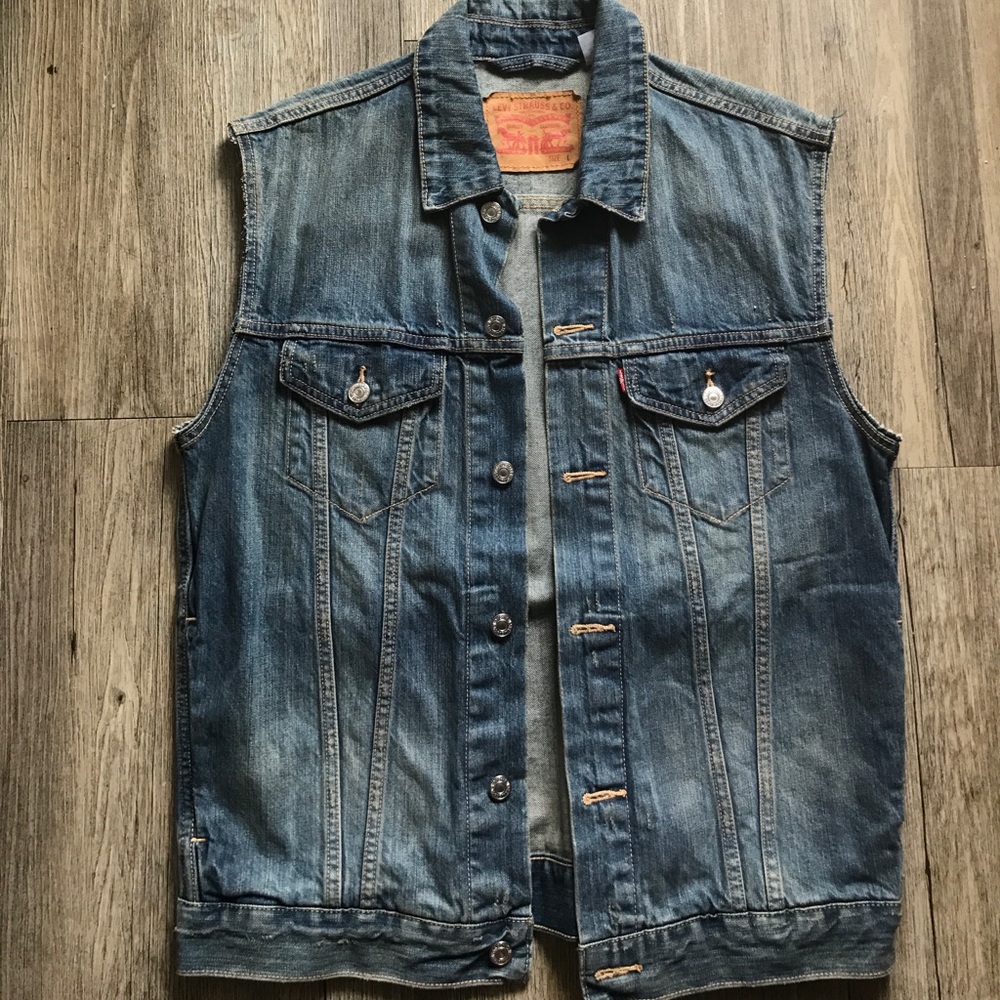 Levi's men's denim vest