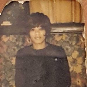 Meet your Posher, Marnie