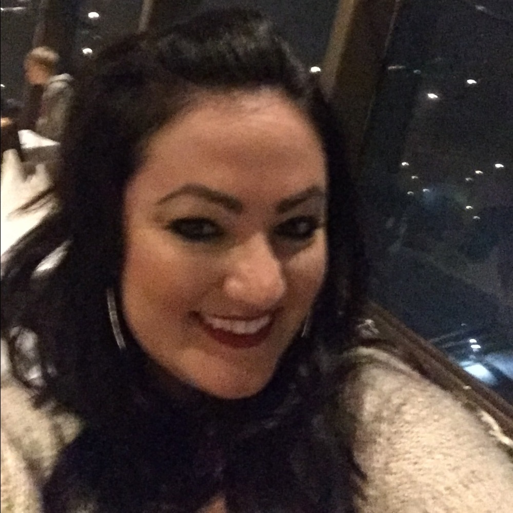 Meet your Posher, Rachel