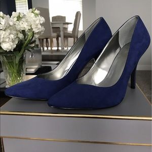 Style & Co. Blue Suede Pointed Pumps (Size 10)
