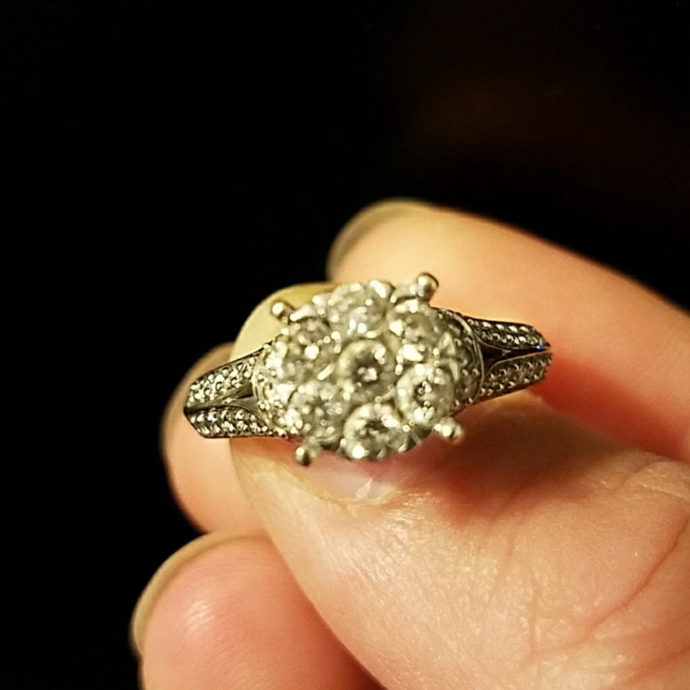 3/4 ct Total Weight WG Diamond Ring