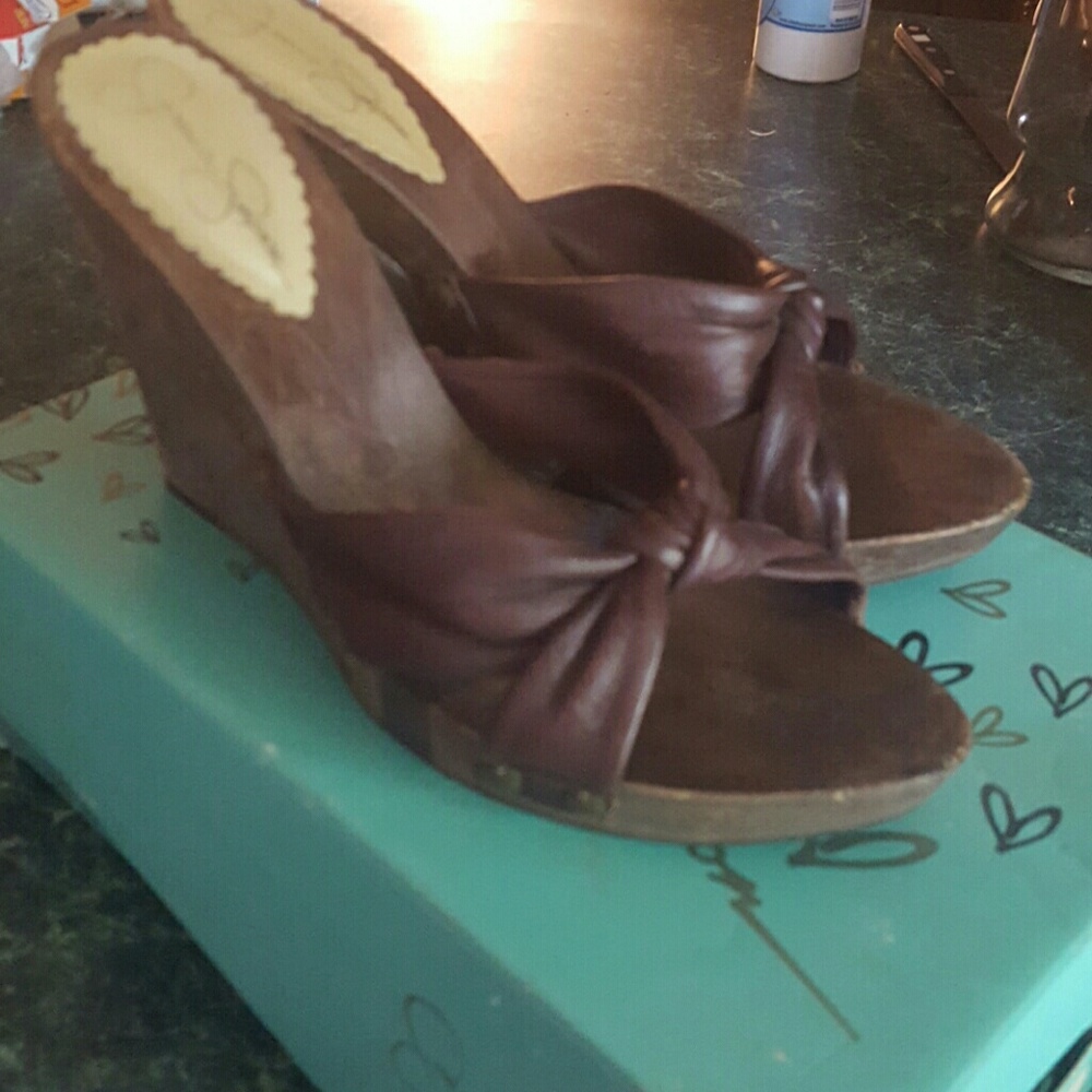 Jessica Simpson nappa leather wedge sandals sz 8