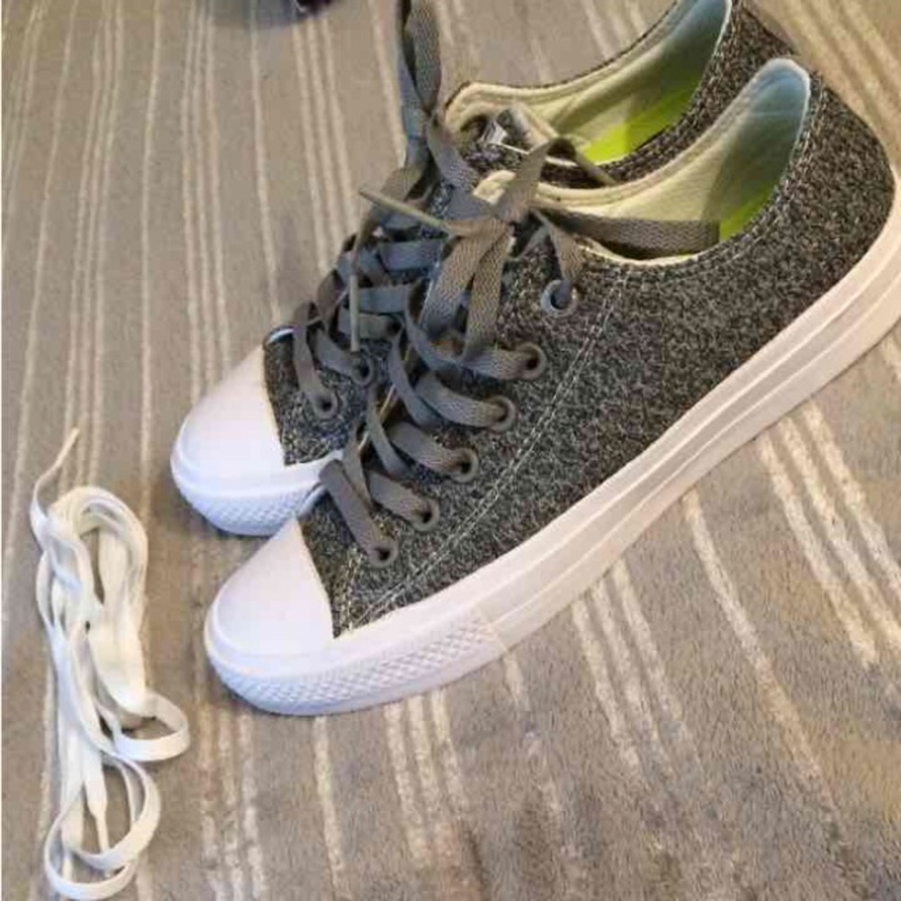 New grey converse