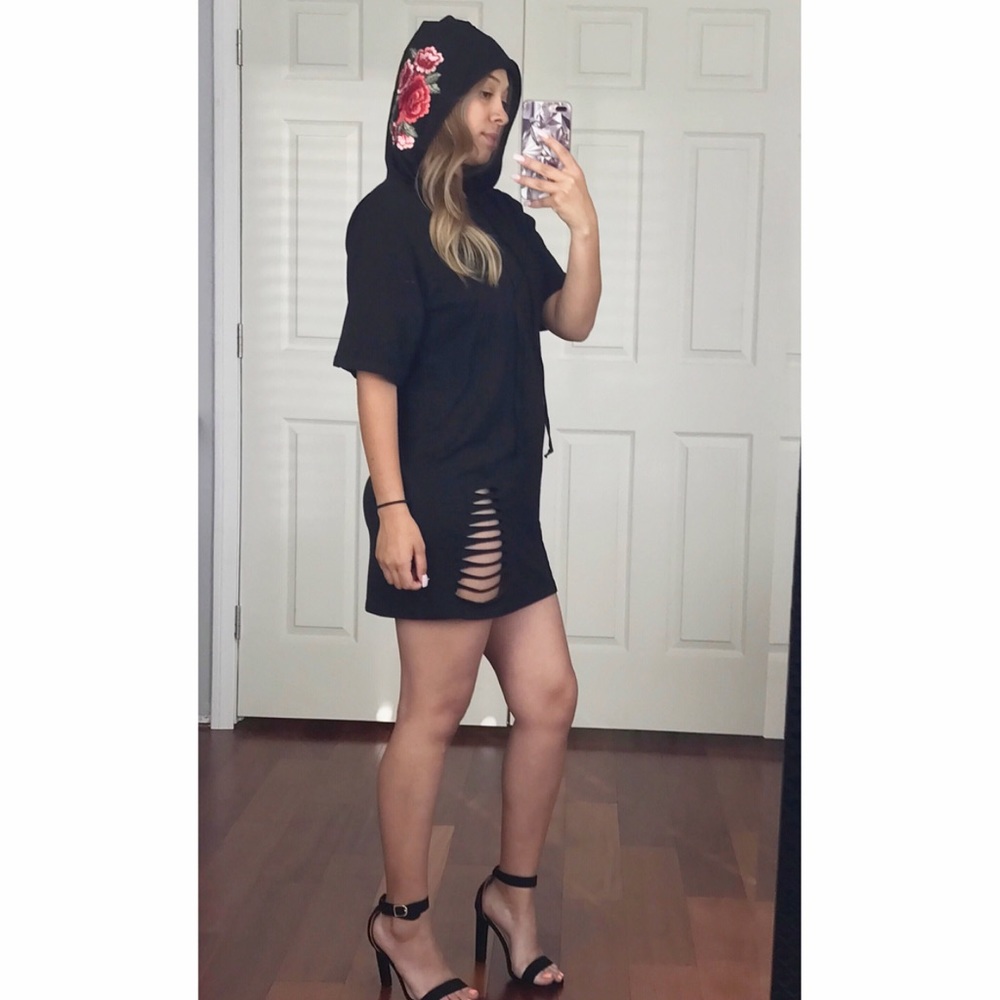 •SALE• Hoodie Floral dress🌹 - Picture 3 of 7