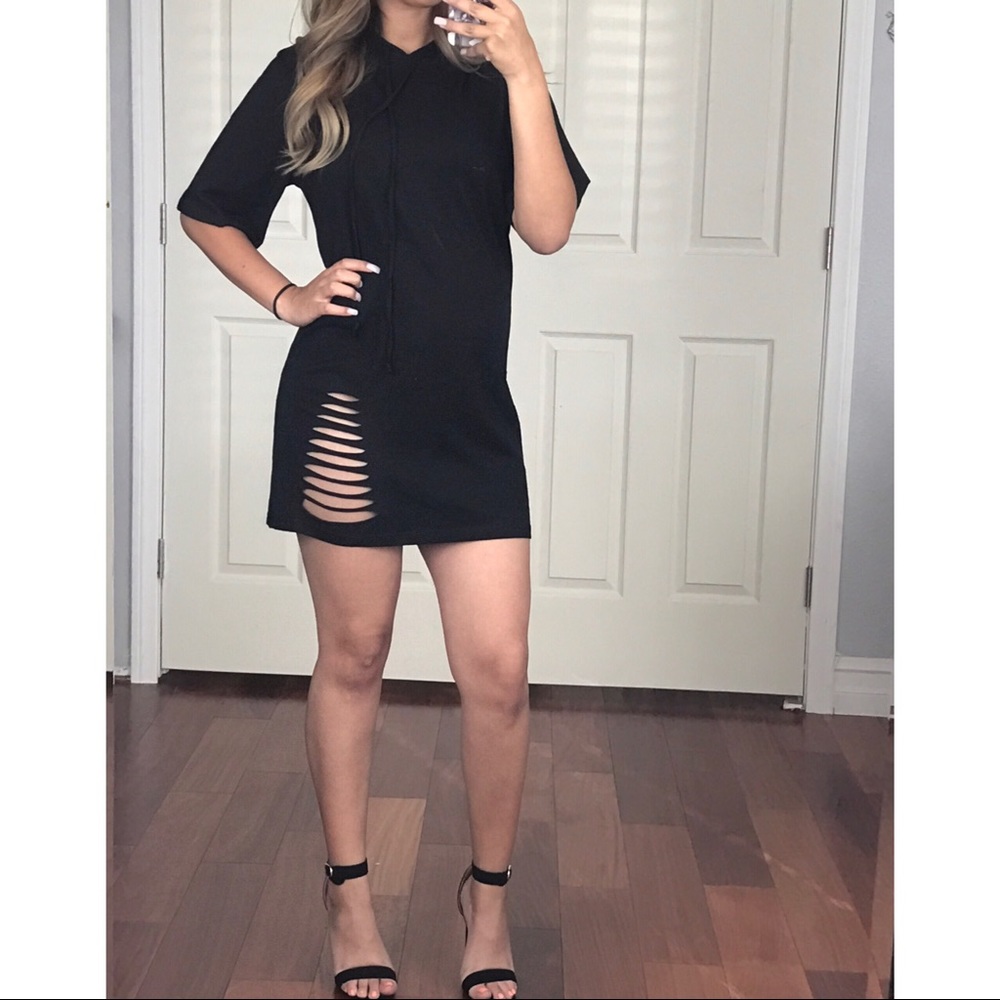 •SALE• Hoodie Floral dress🌹 - Picture 4 of 7