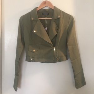 Cropped bomber jacket