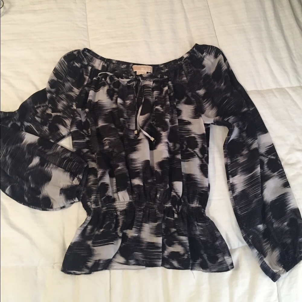 Pretty Michael Kors blouse