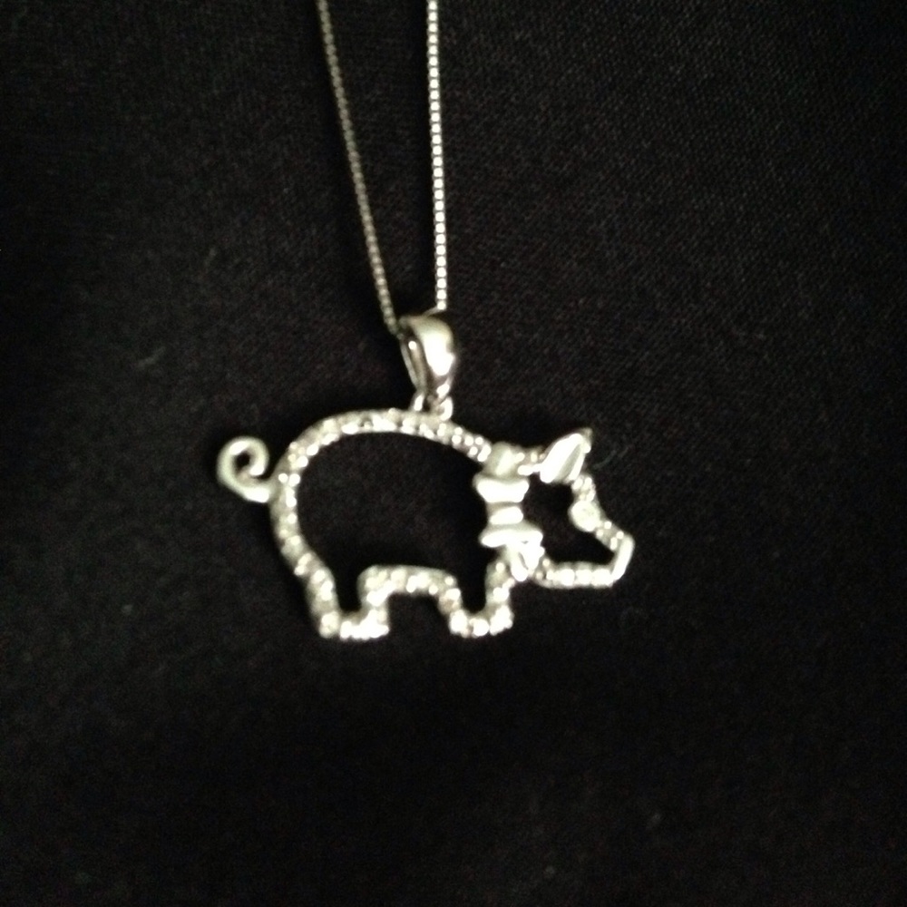 Piggy necklace