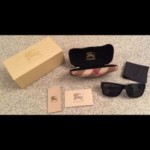 Like new men's Burberry sunglasses