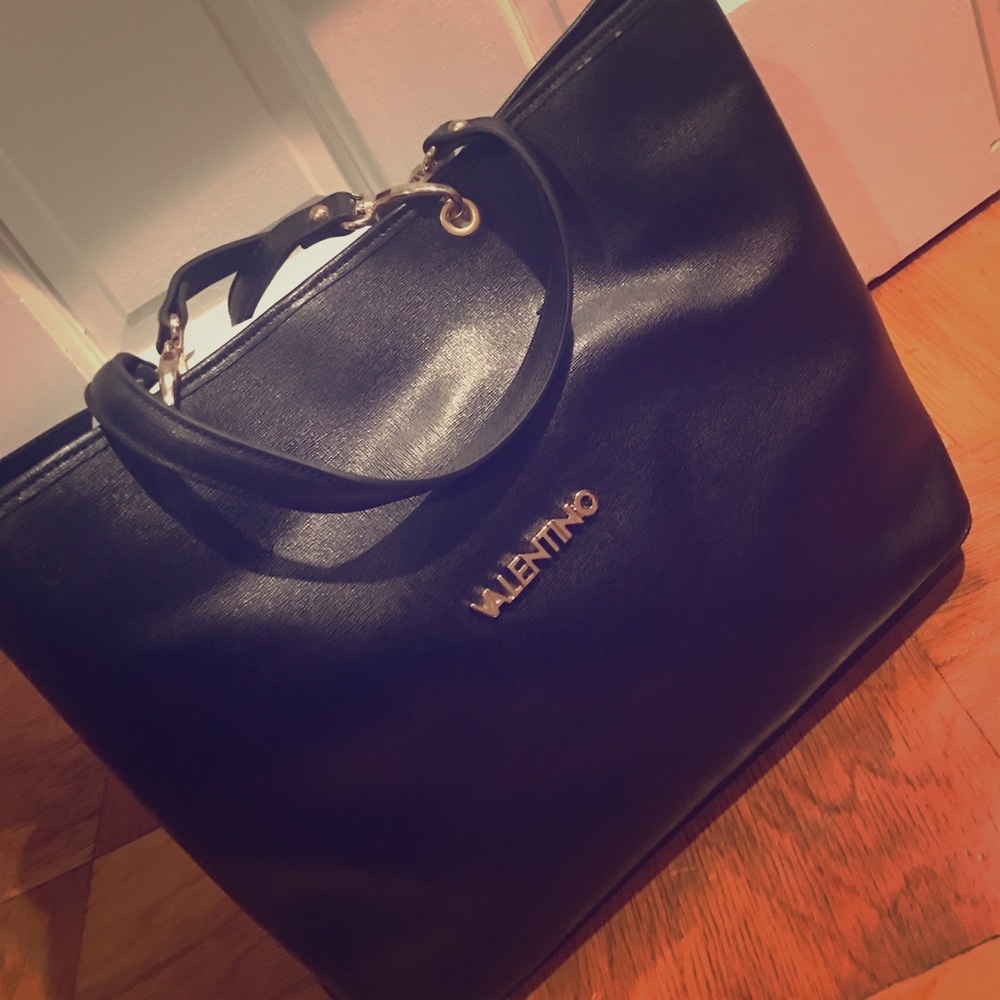 Large Mario Valentino tote