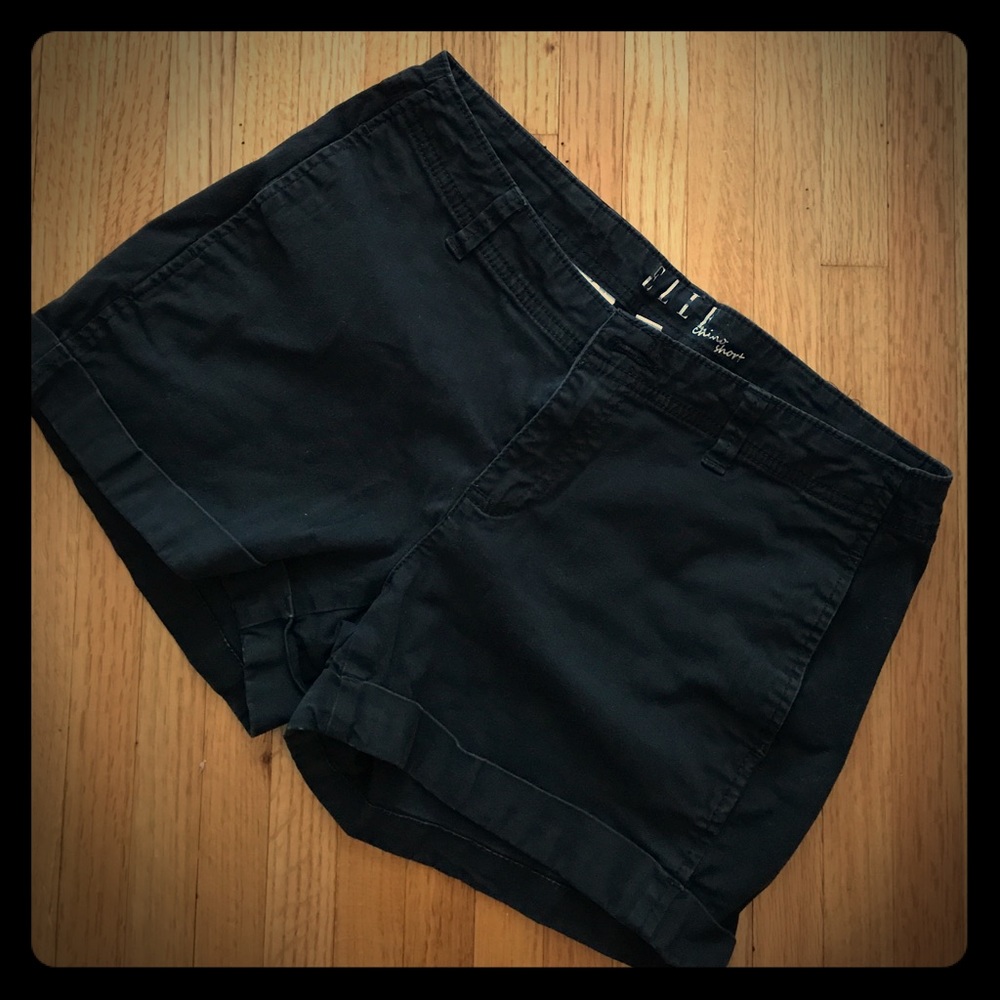 Black Chino Shorts w cuffs