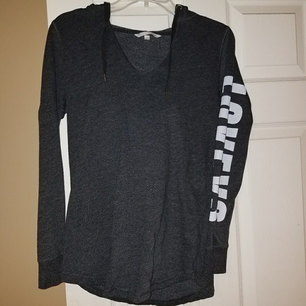 Victoria’s Secret  Sweater ❤️