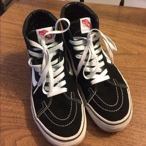 Black slim skate hi Vans 7.5