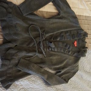 Grey ruffled sweater with waist drawstring