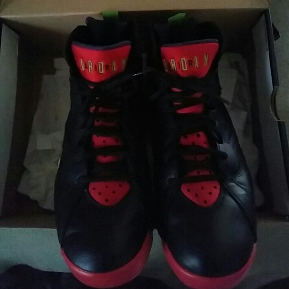 Jordan 7 Retro Marvin the Martian. Only worn once.