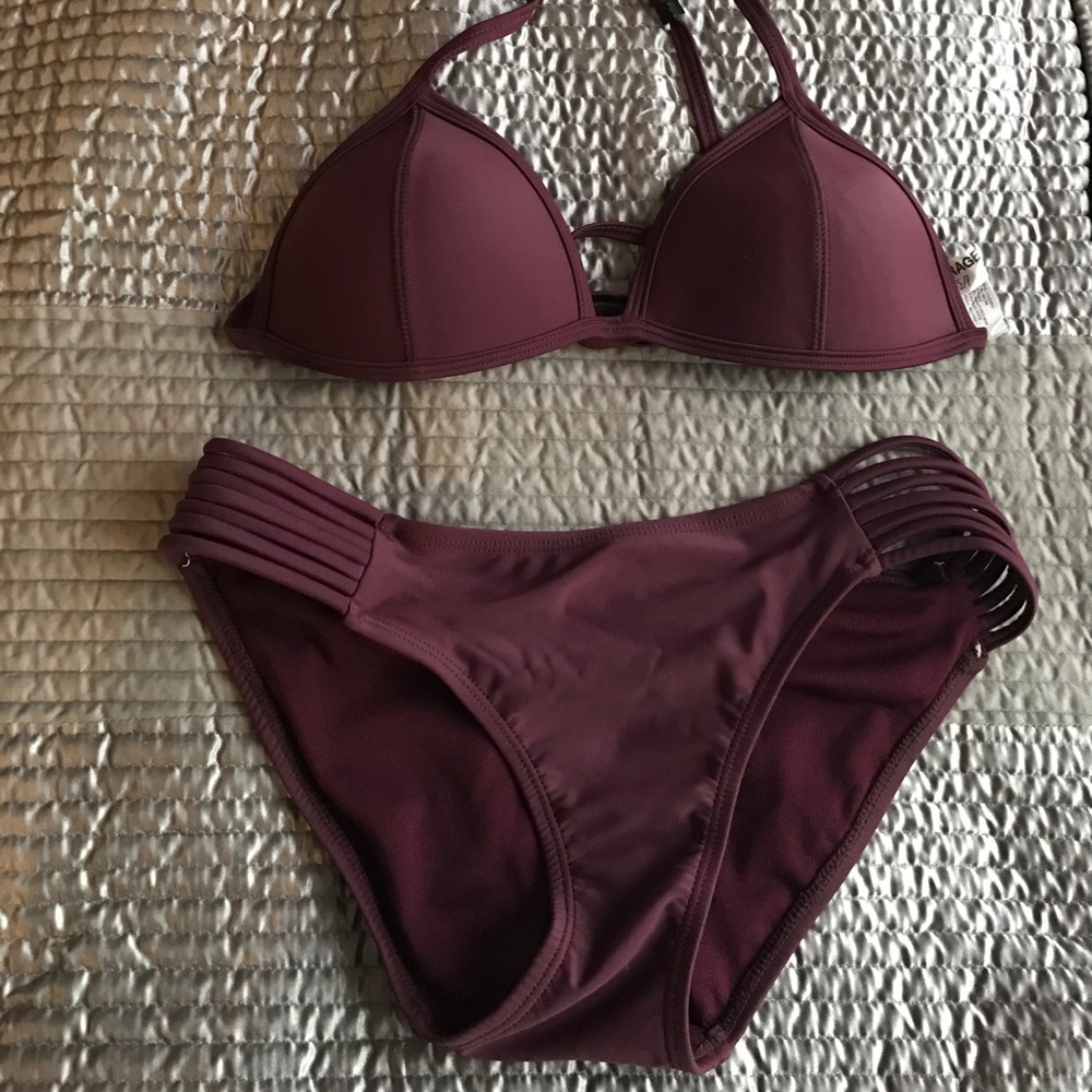 👙 Two Piece Maroon Triangle Bikini