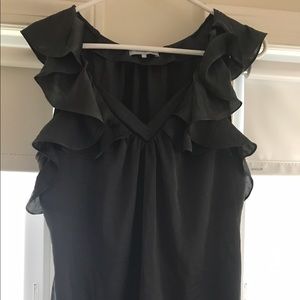 Gray sleeveless blouse