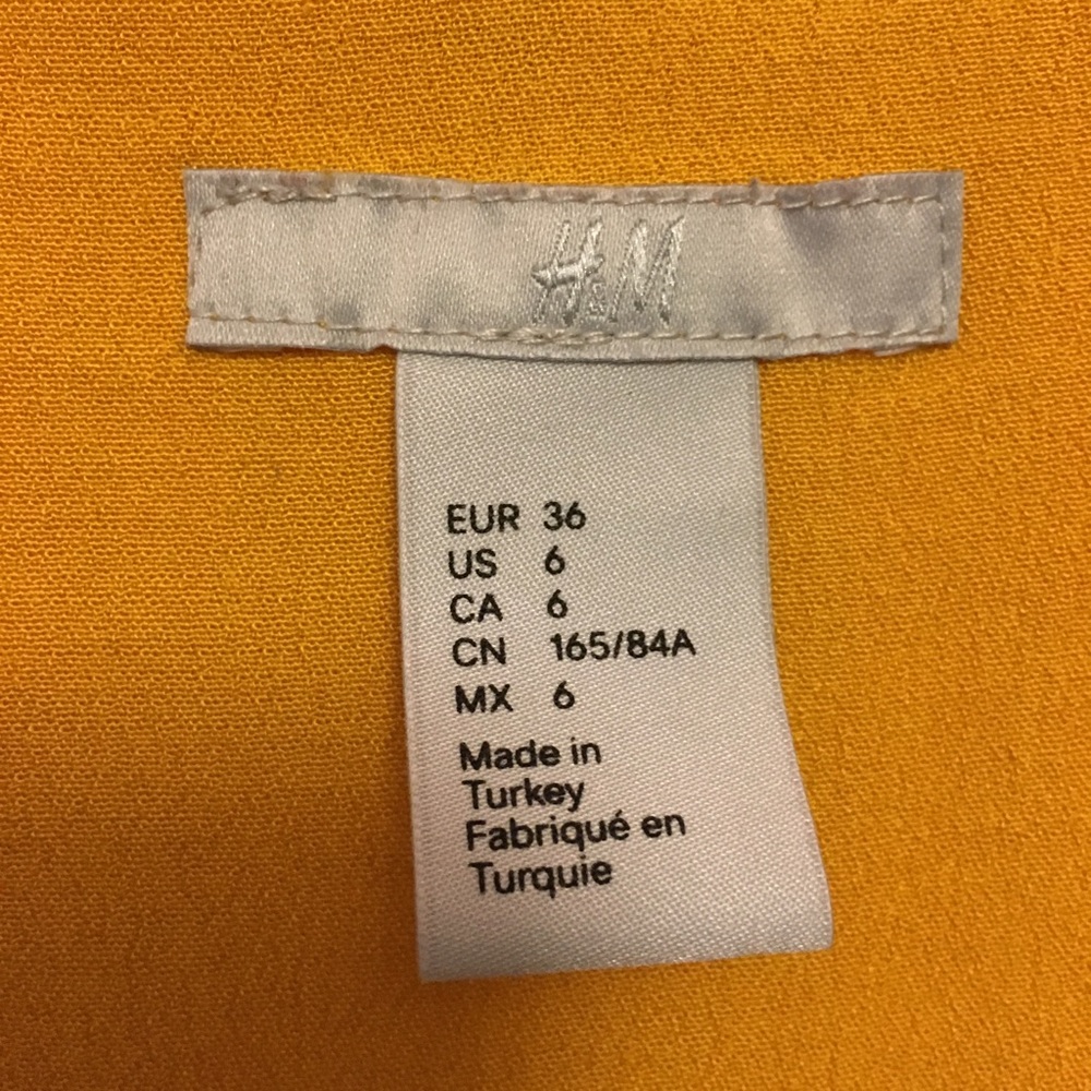 H&M blouse - Picture 2 of 3