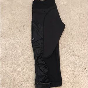 Lululemon Ruched Capris Leggings