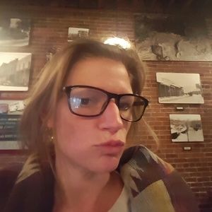 Meet your Posher, Sara