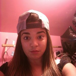 Meet your Posher, Daniela