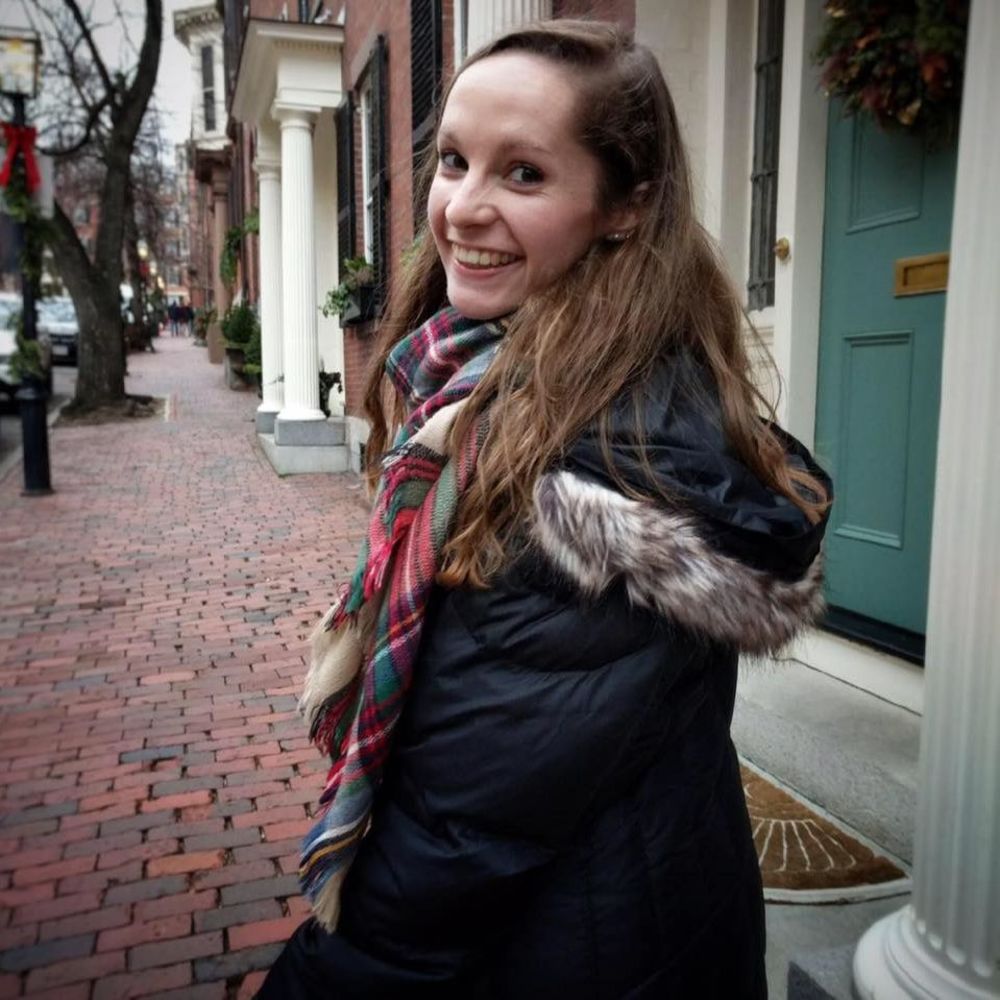 Meet your Posher, Becca