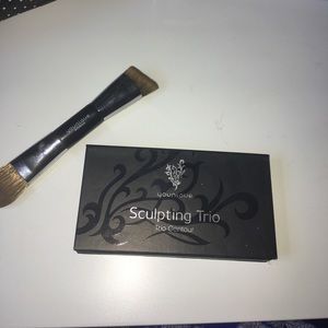 Younique sculpting trio with brush