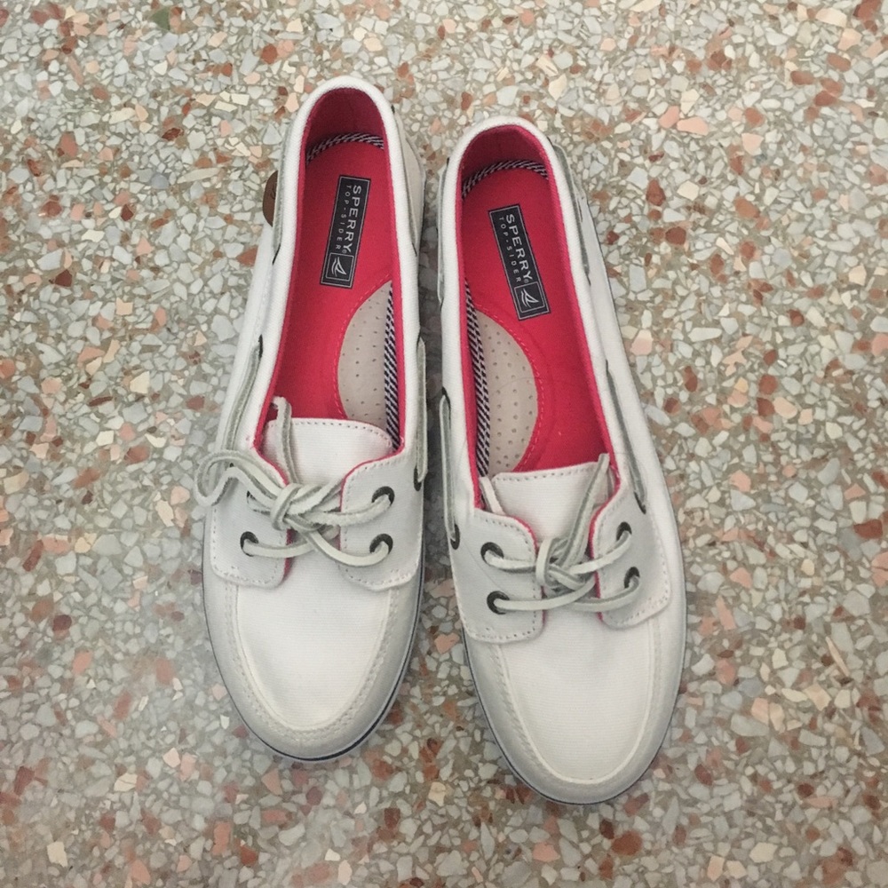 Brand new Sperry boat shoes