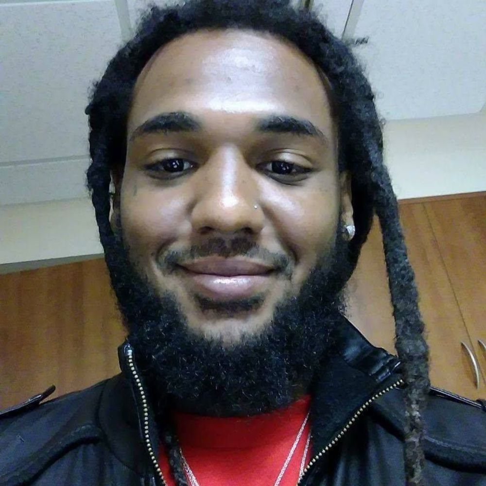 Meet your Posher, Mystiqueink