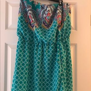 Cute strapless sundress with pockets