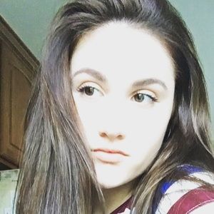 Meet your Posher, Hailey