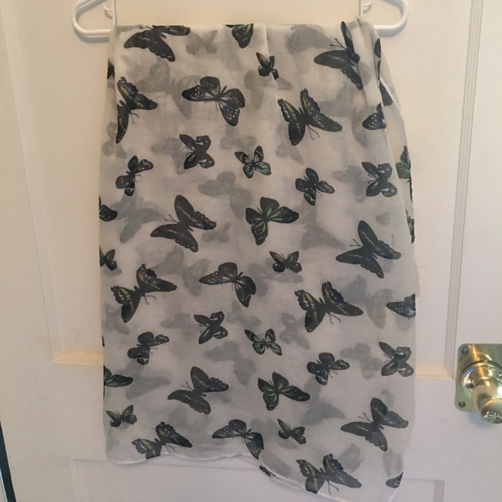 Lightweight sheer blanket scarf