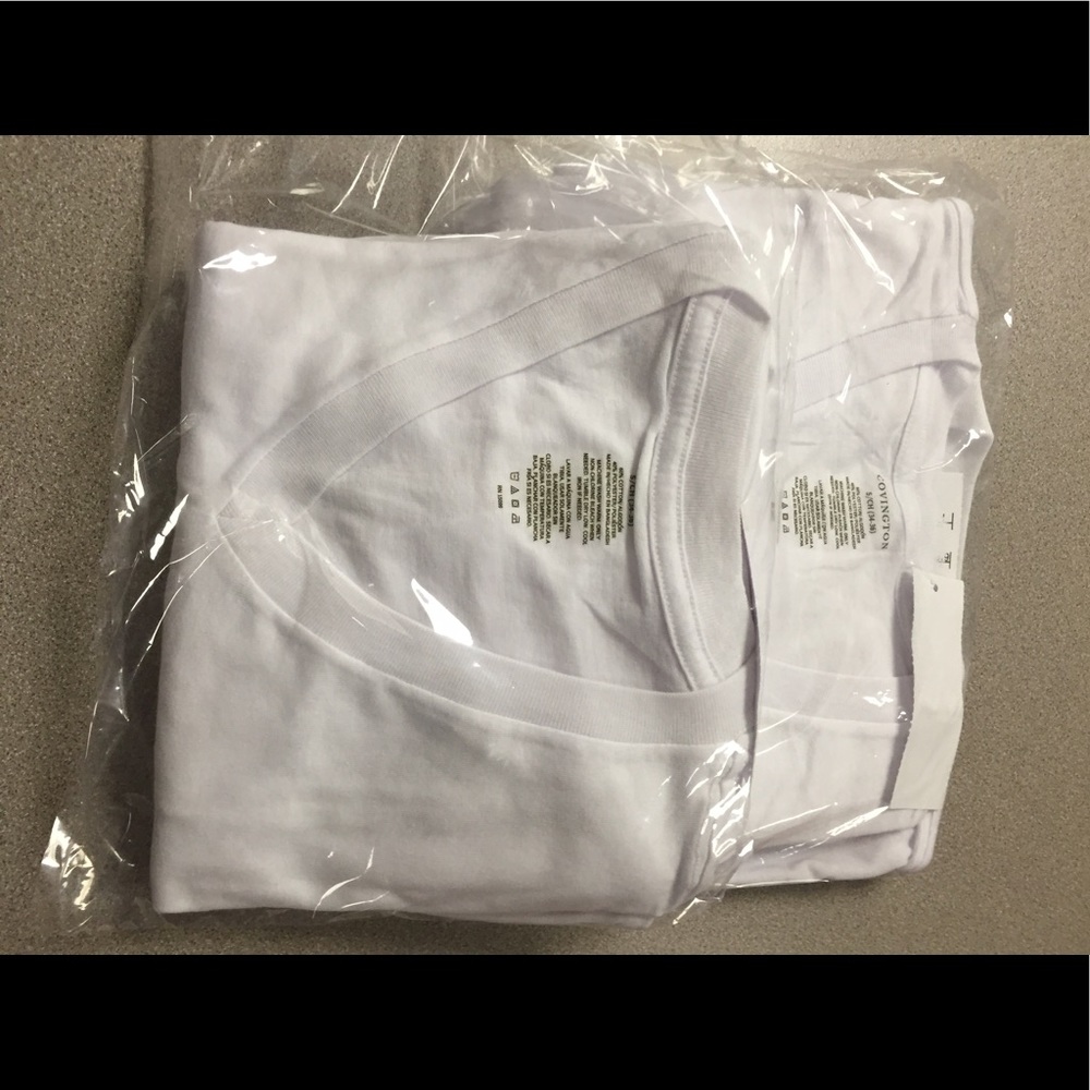 Men's Under Shirt Size Small Short sleeves Pack 2